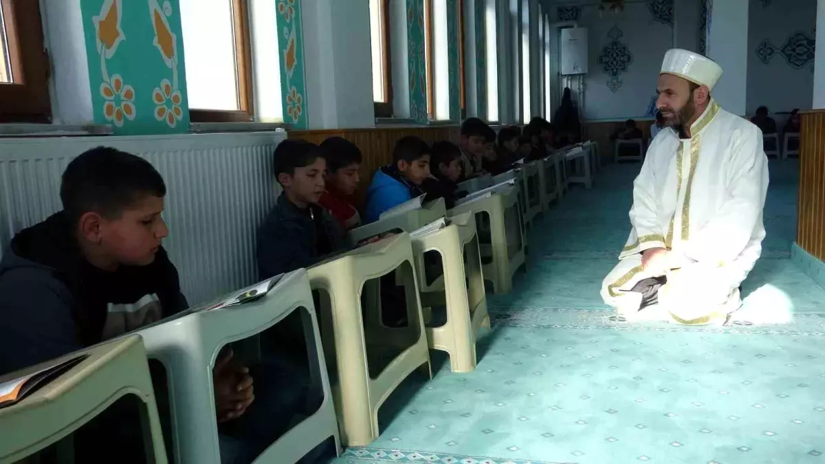 Çağrı Camii’nde 1034 Kitap Okundu